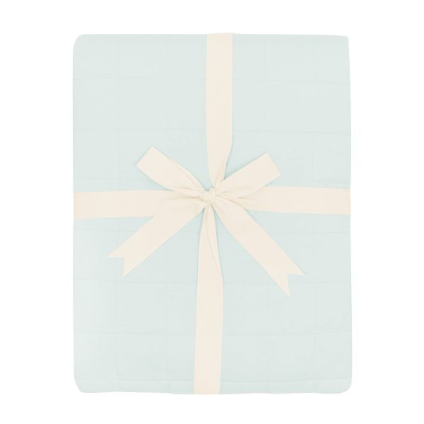 Adult Quilted Blanket in Dew 2.5