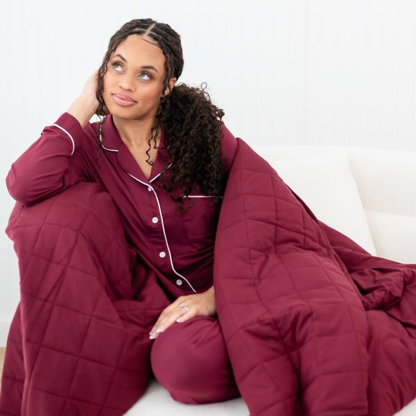 Adult Quilted Blanket in Burgundy 2.5