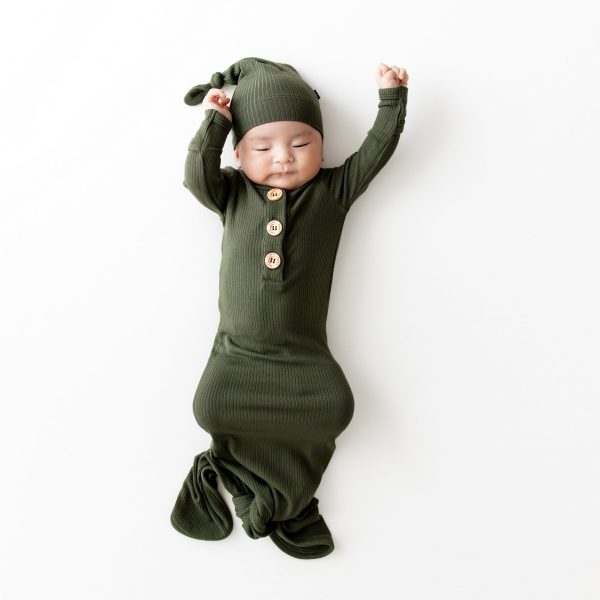 Ribbed Knotted Gown with Hat Set in Fir