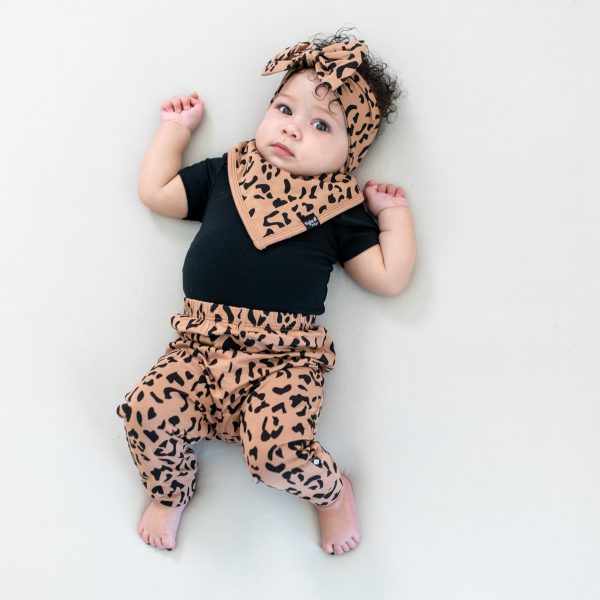 Bib in Latte Leopard