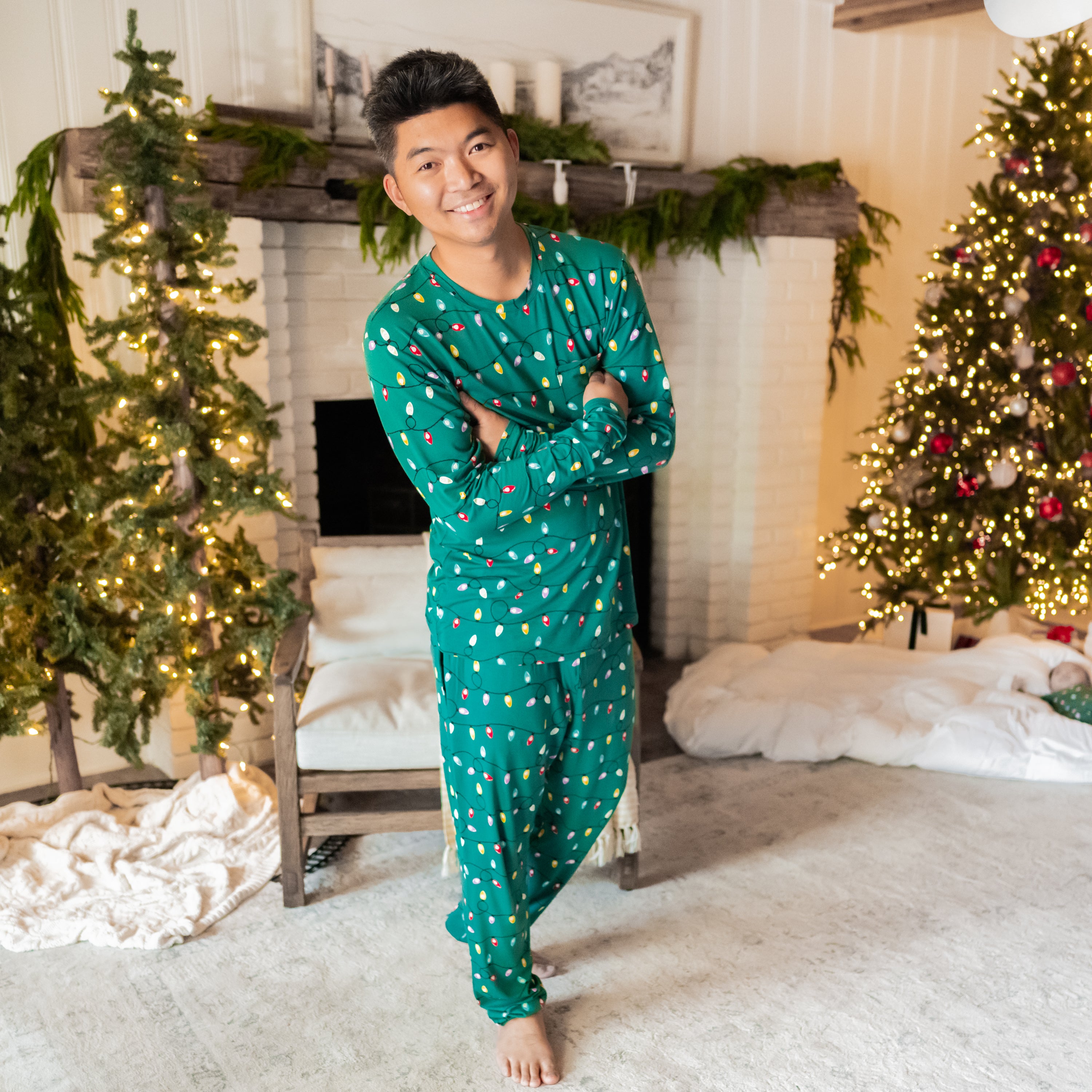 Men's Jogger Set in Merry and Bright