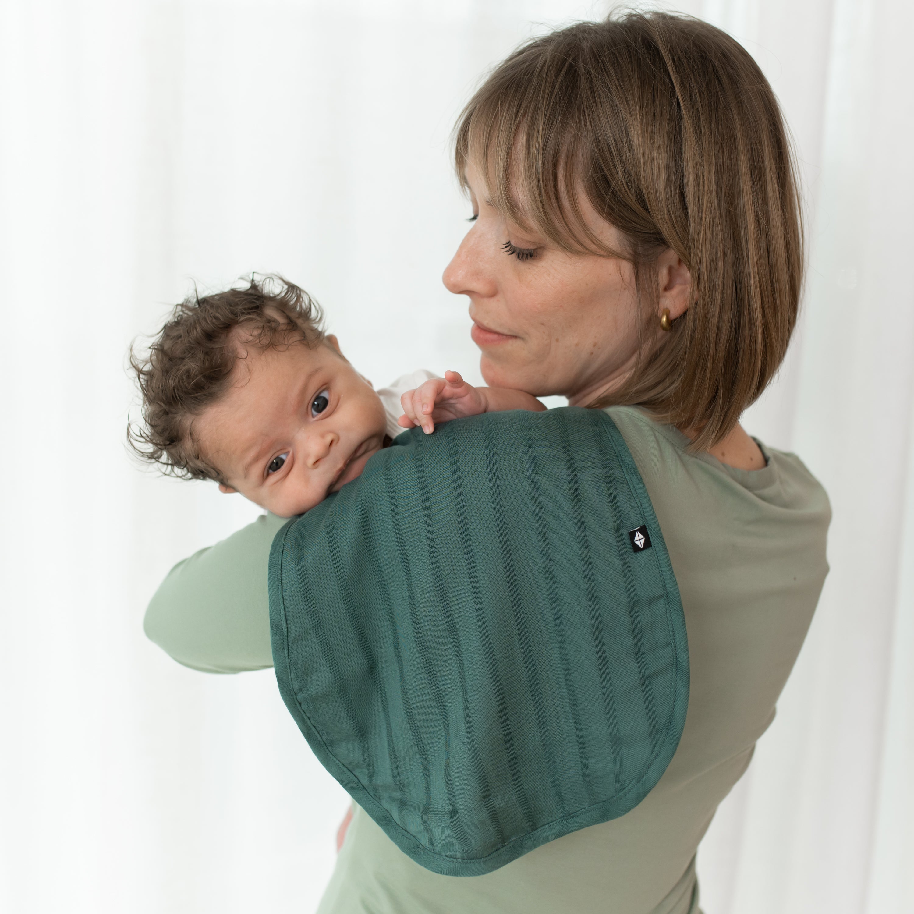 Bamboo Muslin Burp Cloth in Pine - Image 2