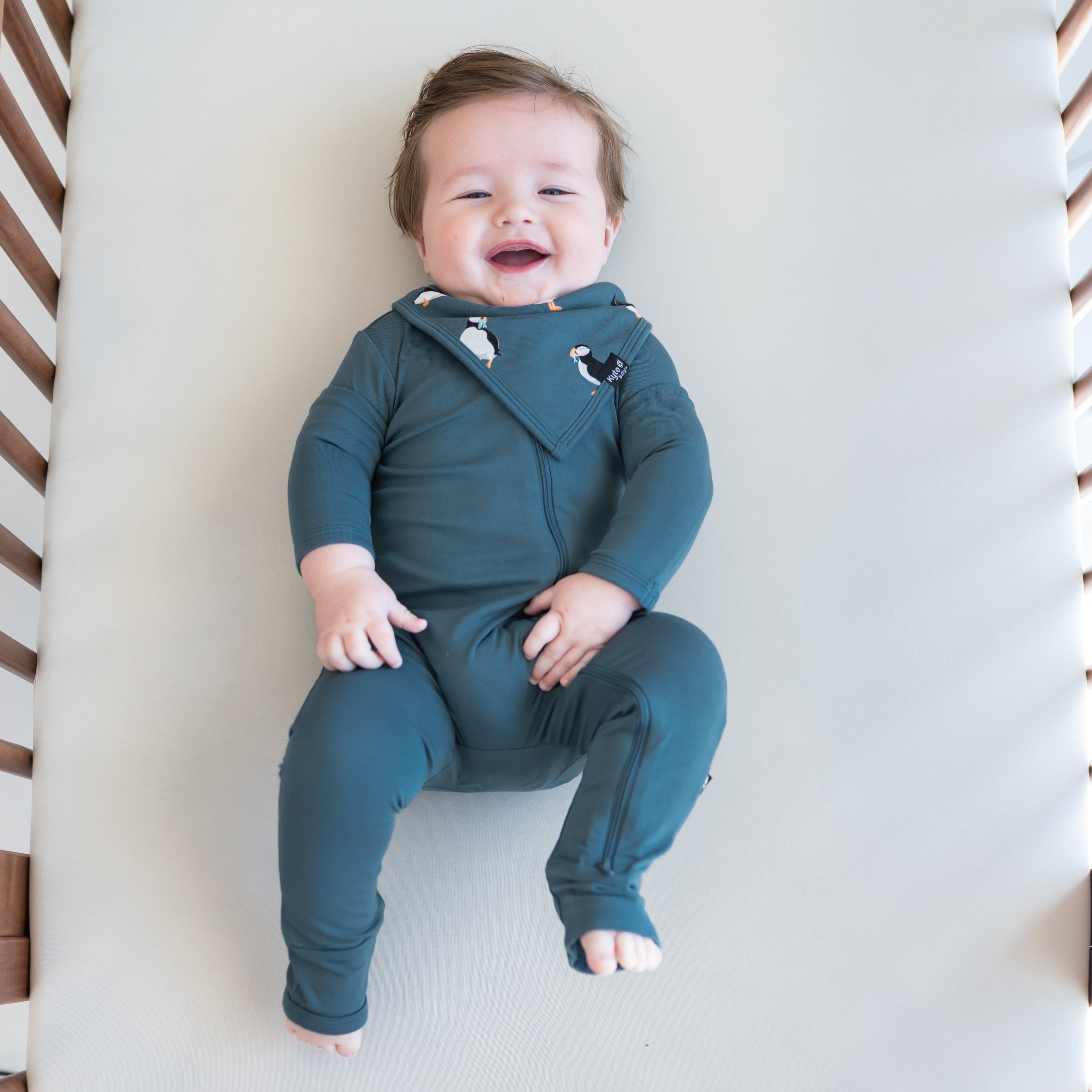 Bib in Puffin - Image 4