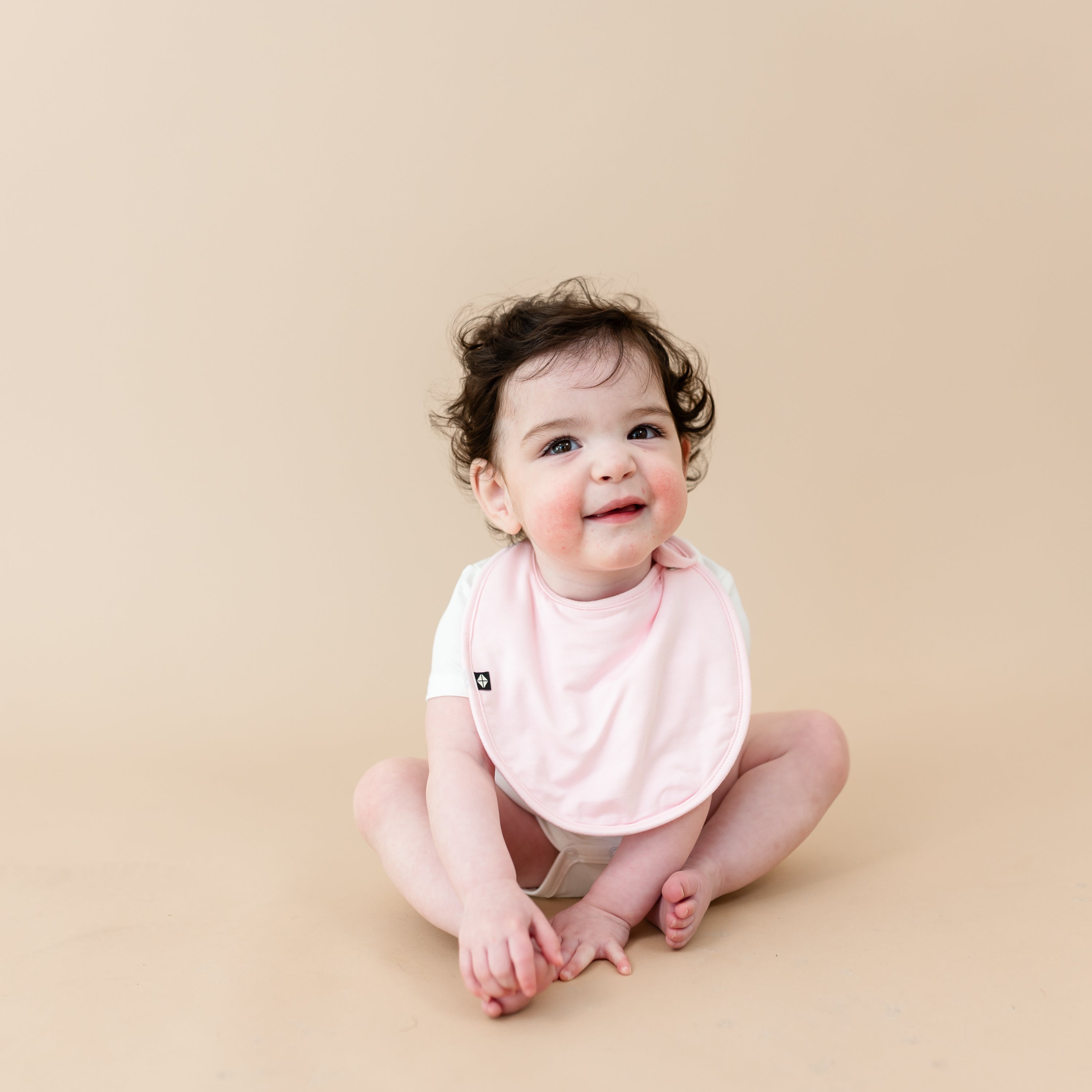 Cushy Bib in Sakura - Image 2