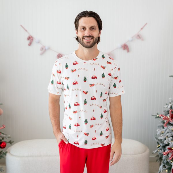 Men's Crew Neck Tee in Santa Sleigh