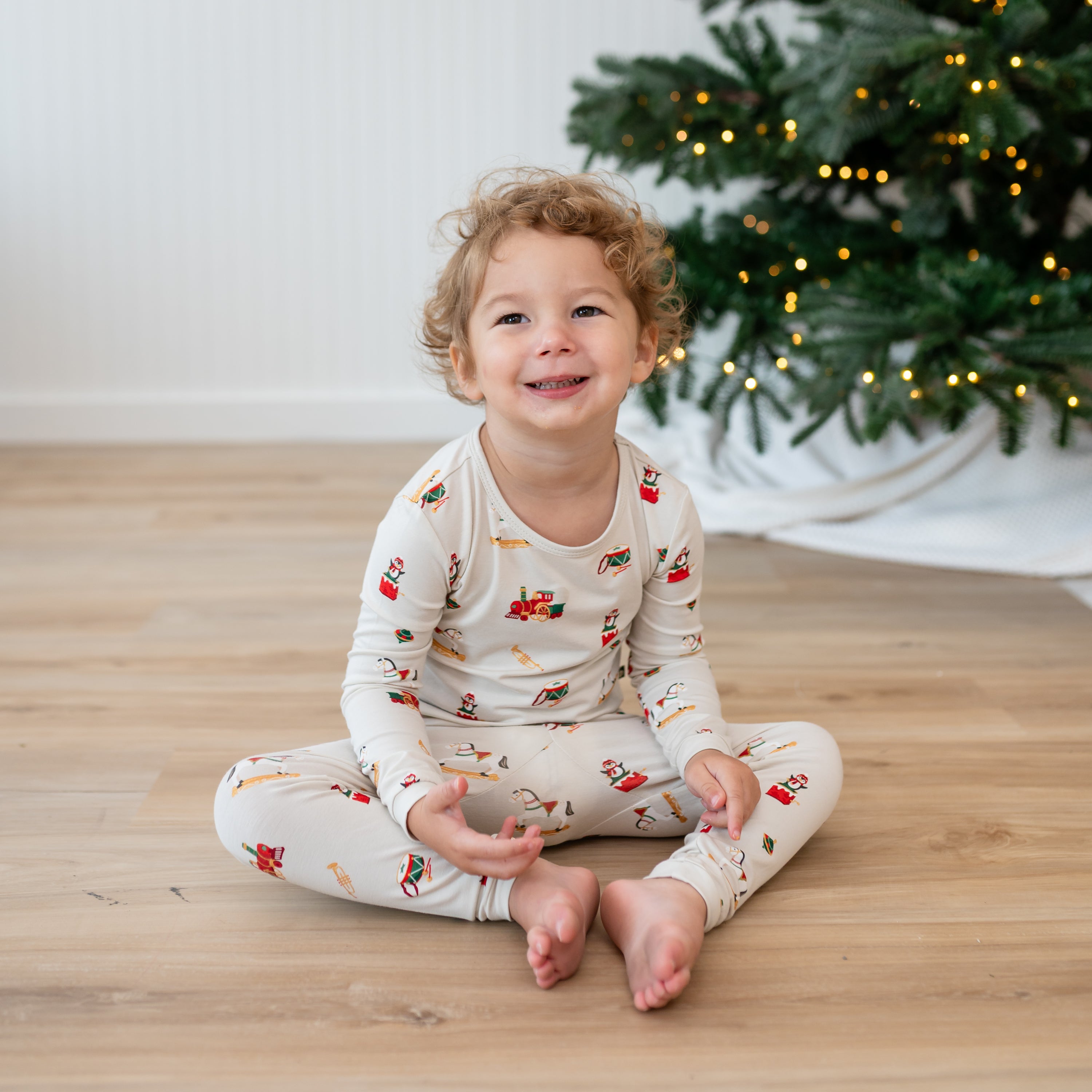 Long Sleeve Pajamas in Vintage Toys - Image 9