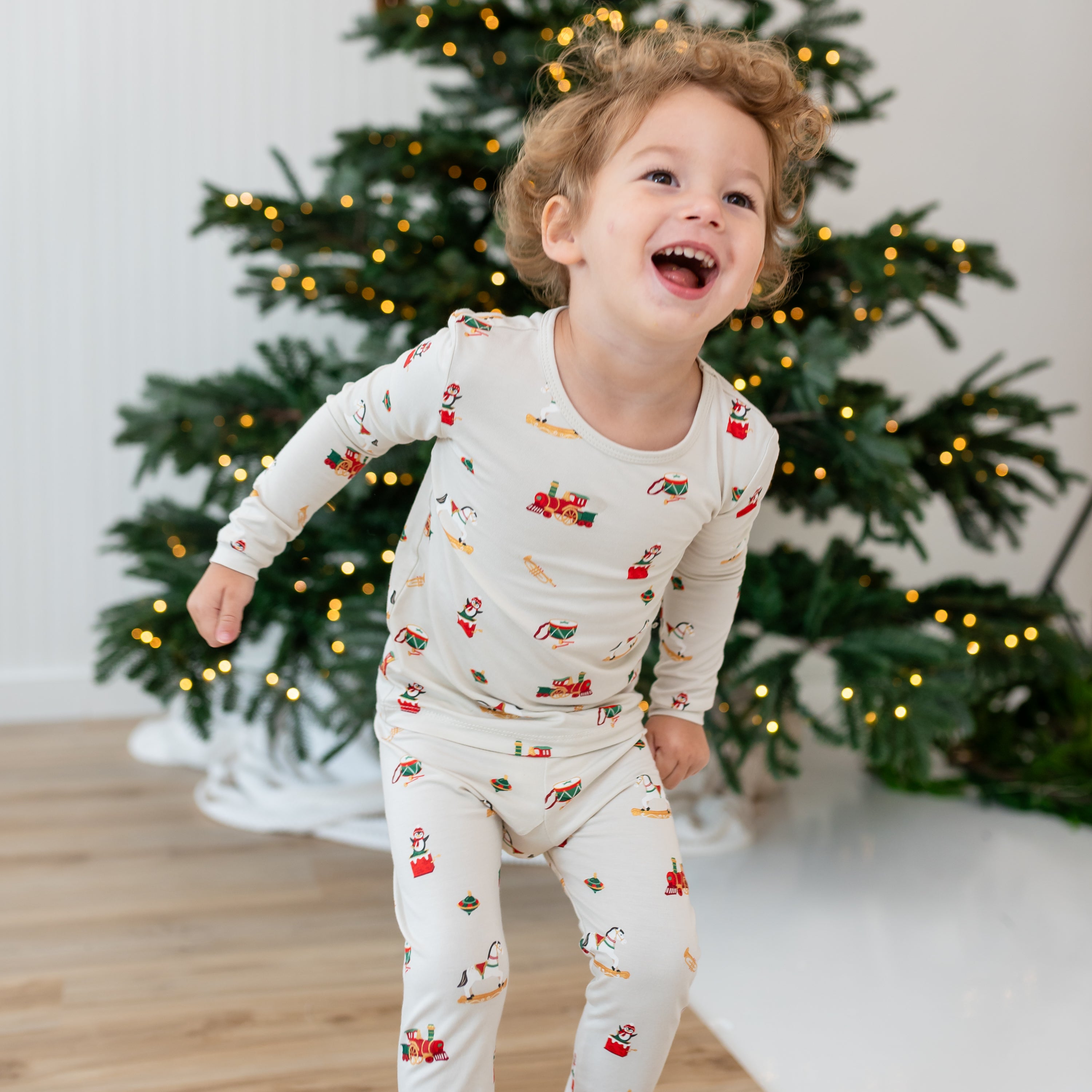 Long Sleeve Pajamas in Vintage Toys - Image 8