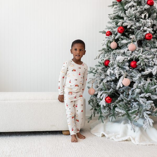 Long Sleeve Pajamas in Vintage Toys