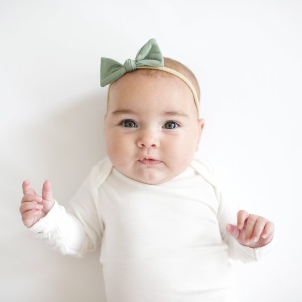Tiny Nylon Bow in Thyme